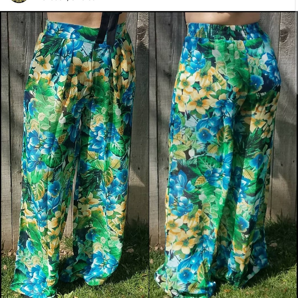 Spring floral pants - Picture 2 of 2